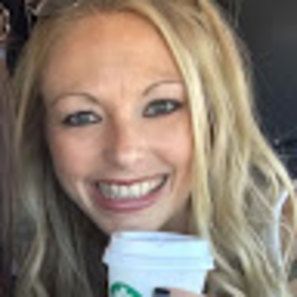 Meet your Posher, Stephanie